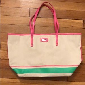 Vineyard vines bag